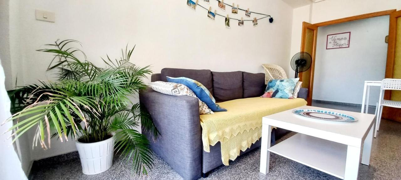 Appartement Apartament Playa Arenales à Arenales del Sol Extérieur photo