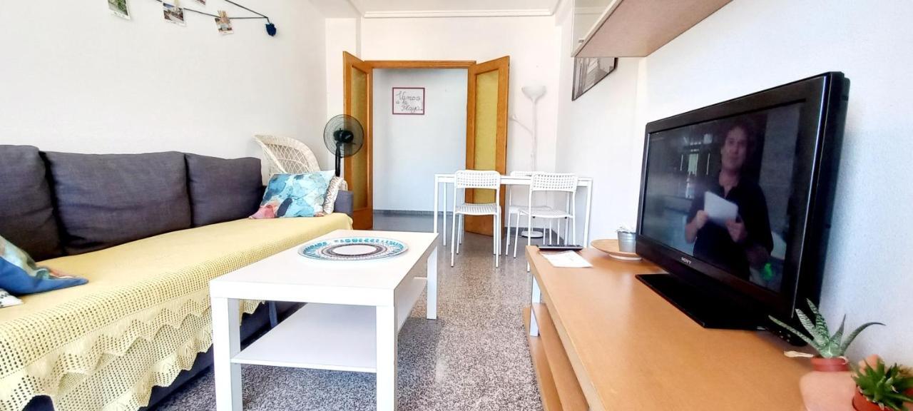 Appartement Apartament Playa Arenales à Arenales del Sol Extérieur photo